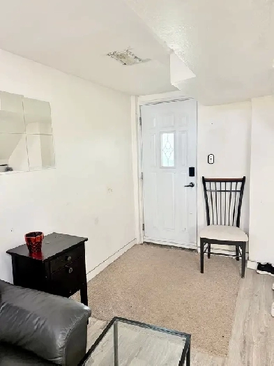ROOM FOR RENT Image# 5