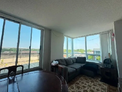1 Bedroom   1 Bathroom Apartment for Rent (Etobicoke - Kipling) Image# 2