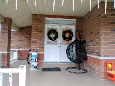 Richmond Hill room for rent Image# 3