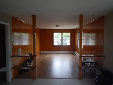 Open Concept Two Bedroom Apartment- Centrally Located Image# 1