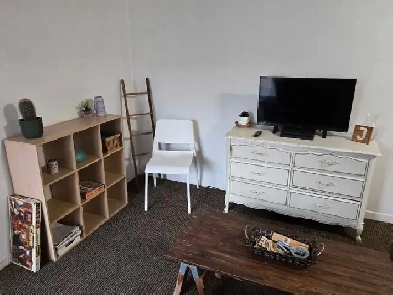 Chambre à louer – Endroit calme, propre et bien situé, availab Image# 10