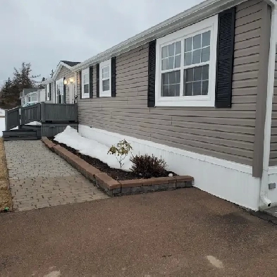 Mobile Home - 2 Bedrooms and 2 baths - 1100 sq. ft. with garage. Image# 5