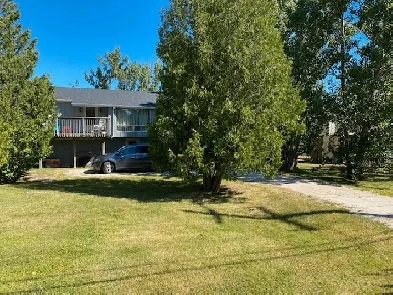 Collingwood 5 bedroom cabin for rent. Image# 1