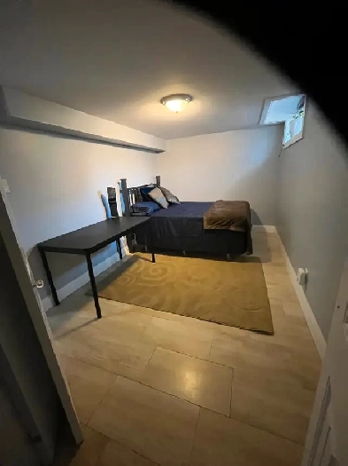 Room for rent available now or July 1st. Image# 9