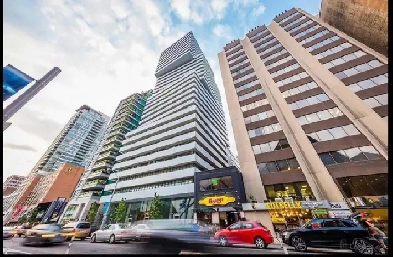 1 Bedroom Unit in Yorkville, Toronto Image# 3