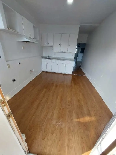 Beau 5 1/2 Villeray Image# 1