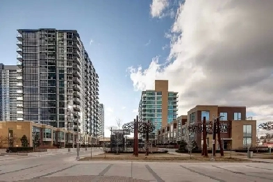 1 Bed Den Condo, 2 Bathrooms, Parking, Locker (Leslie/Sheppard) Image# 9