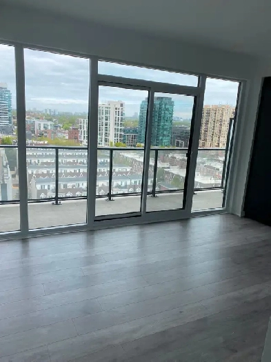 2 Bedrooms Condo at 285 Dufferin St, Move in Now Image# 6