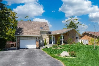 Beautiful Home in the Heart of Cannington Image# 4