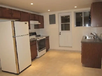 Spacious 4-1/2 Villeray $1250 July 1 Image# 3