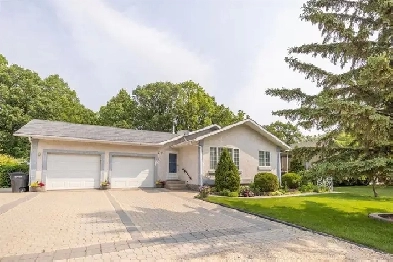 27 Bergen Bay  Kleefeld MB Image# 1