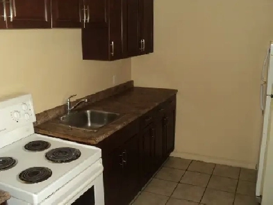 One Bedroom - Union Street Image# 2