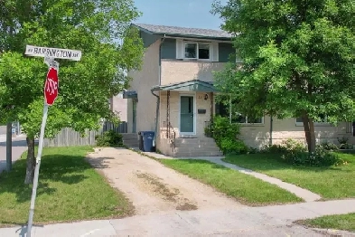 Spacious Single Attached St.Vital Image# 1