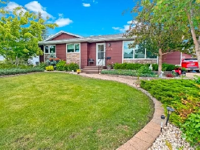 2027 Foley Drive, North Battleford Image# 8
