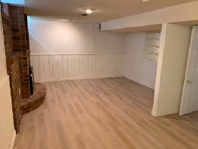 Lease 1 Br   Den Image# 9