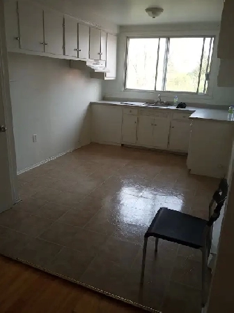 3 1/2 Alouer St.Michel Image# 1