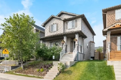 FANTASTIC 2 STOREY CLOSE TO PARK IN DESIRABLE NOLAN HILL Image# 7