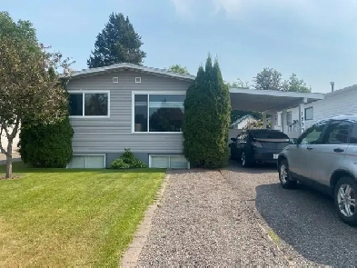 House For Sale - 1373 Genevieve Crescent Image# 9