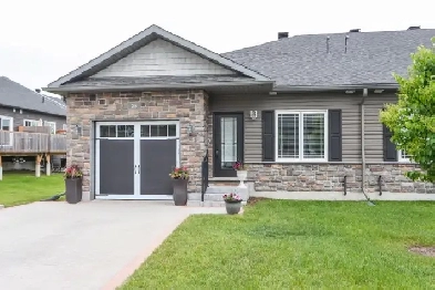 Exclusive Condo Living in New Sudbury Image# 1
