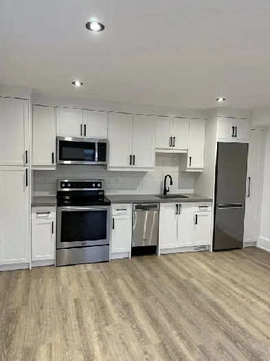 1 BED/1 BATH APT AVAILABLE IN STOUFFVILLE NOT A BASEMENT Image# 1