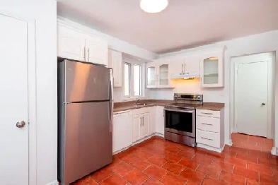 Upper duplex, 3 beds, Ville-Emard Image# 1