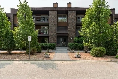 Pet-Friendly Two Bedroom One Bath with In-suite Laundry for Rent Image# 5