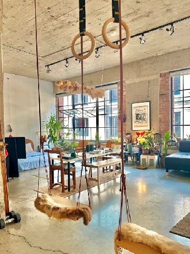 Artist Loft in Old Port Montreal Image# 7