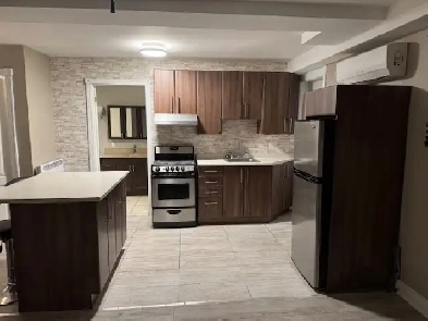 Cozy Basement 3½ Apartment – All Inclusive Rent Image# 1