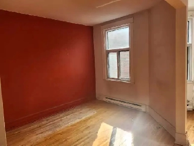 Nice 5 1/2 apartment for rent in Outremont Image# 2