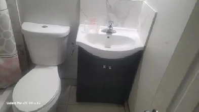 ROOM FOR RENT Image# 1
