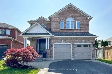 ⚡LUXURY AND CONVENIENCE 5 BDRM HOME WITH FIN BSMT & 2X CAR GAR! Image# 8