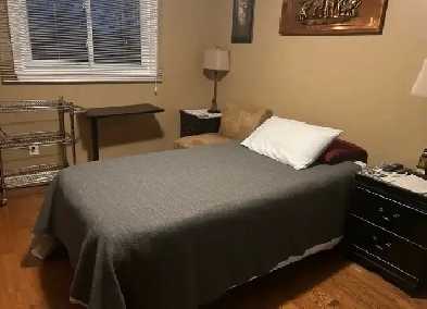 Room Available Immediately 5 Mins To Darlington OPG Plant Image# 1