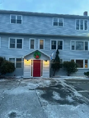 FAIRVIEW JULY 1ST $1500 - 1 BR HT, HOT WATER, WATER Image# 6