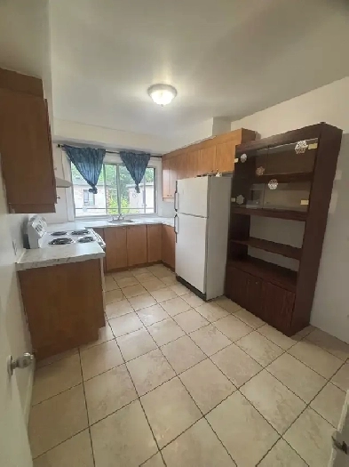 4 1/2 Renovated NDG 1,440$ Flexible Availability Image# 4
