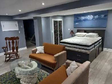 LARGE 1  BEDROOM OPEN BASEMENT SHARED KITCHEN FOR A COUPLE $1500 Image# 3