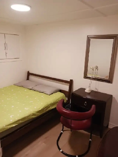 Brand new private daily room with a queen-size bed $45 a day Image# 4