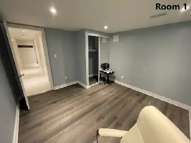 $750 - Room for Rent Scarborough (Markham & Lawrence) Image# 5