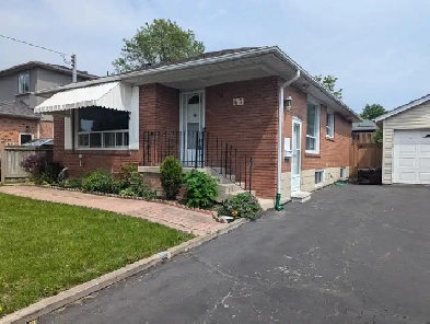 Private Room for Rent BSMT – Great Scarborough Location Image# 9