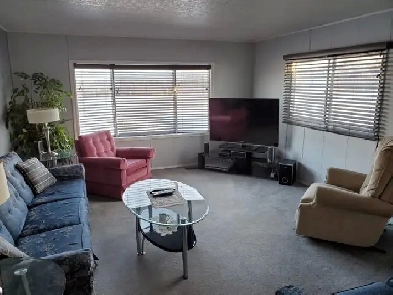 ACREAGE HOME FOR RENT - HARDISTY Image# 9