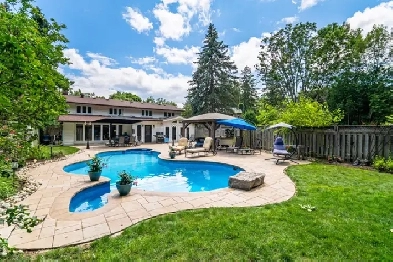 LOOKING TO BUY IN ESTEEMED LORNE PARK, MISSISSAUGA? Image# 5