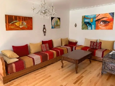 Grand 6 ½ bas duplex avec garageQuartier Ahuntsic Image# 1