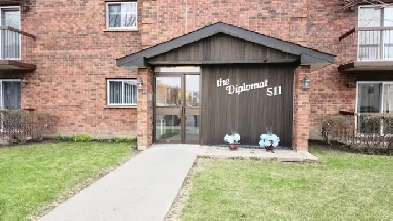 2 BEDROOM CLOSE  TO  DOWNTOWN SENIORS PREF. Image# 1