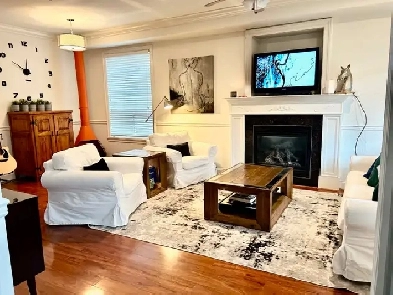 $500 off first month's rent! 5 bed 3.5 bath Albion family home Image# 1