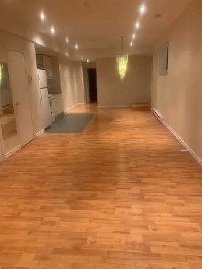 BASEMENT FOR RENT IN HAMPSTEAD,MONTREAL Image# 4