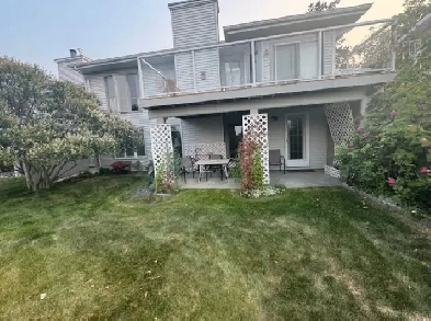Beautiful, Traditional Home in Quiet & Green Old Riverbend Area, Image# 8