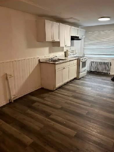 bachelor apartment Image# 1