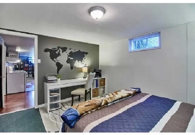 Beautiful basement apartment Image# 15