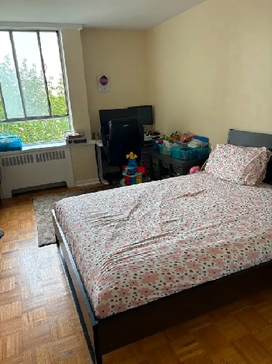 1 Bedroom with private washroom in 2 Bedroom on sharing basis Image# 1