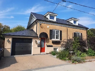 Beautiful 1 Bedroom 1 Bathroom Apartment in East York Image# 9