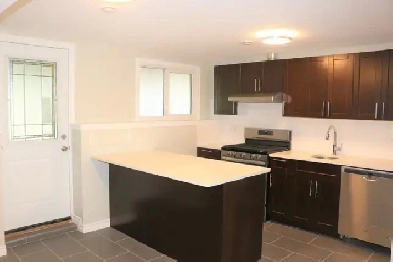 $2,100, Baseline LOWER Unit New Reno, Students Rental, Aug. 1 Image# 1